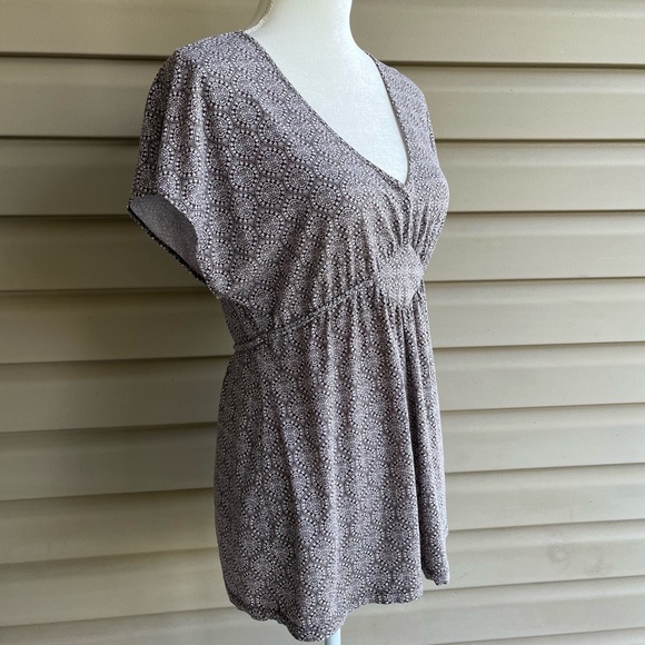 •LOFT• Medallion Print Babydoll Knit Top - Size Large - Picture 5 of 8